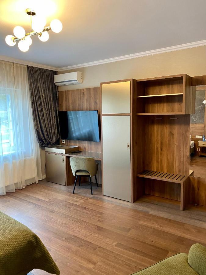 Pensjonat - Restauracja Zolty Domek Щецінек Екстер'єр фото
