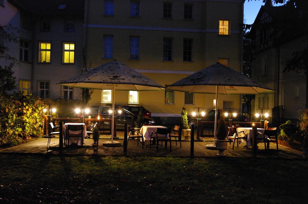 Pensjonat - Restauracja Zolty Domek Щецінек Екстер'єр фото